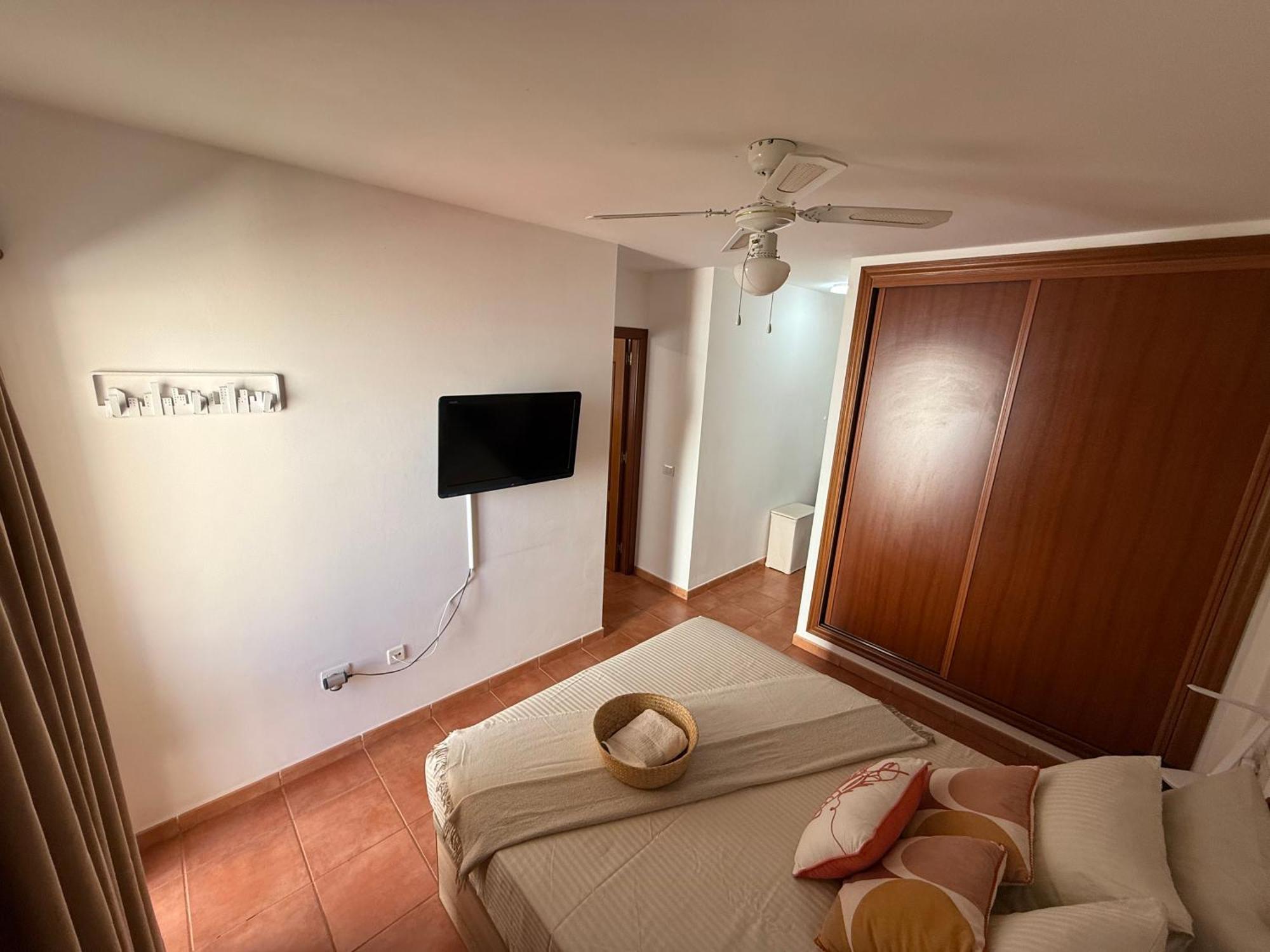 Apartamento Brisas Del Sur - Oasis Tenerife Sur ปลายา เด ซานฮวน ภายนอก รูปภาพ