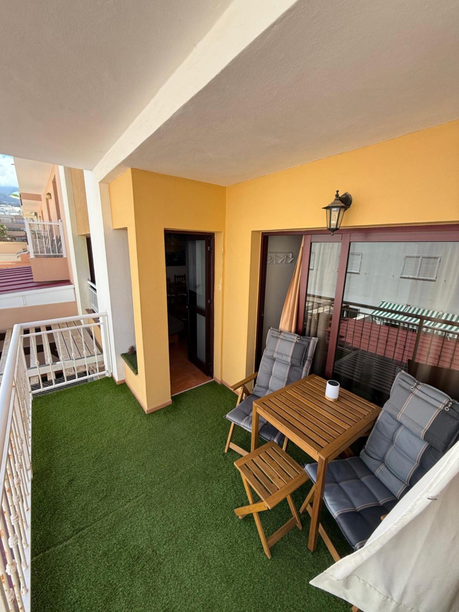 Apartamento Brisas Del Sur - Oasis Tenerife Sur ปลายา เด ซานฮวน ภายนอก รูปภาพ