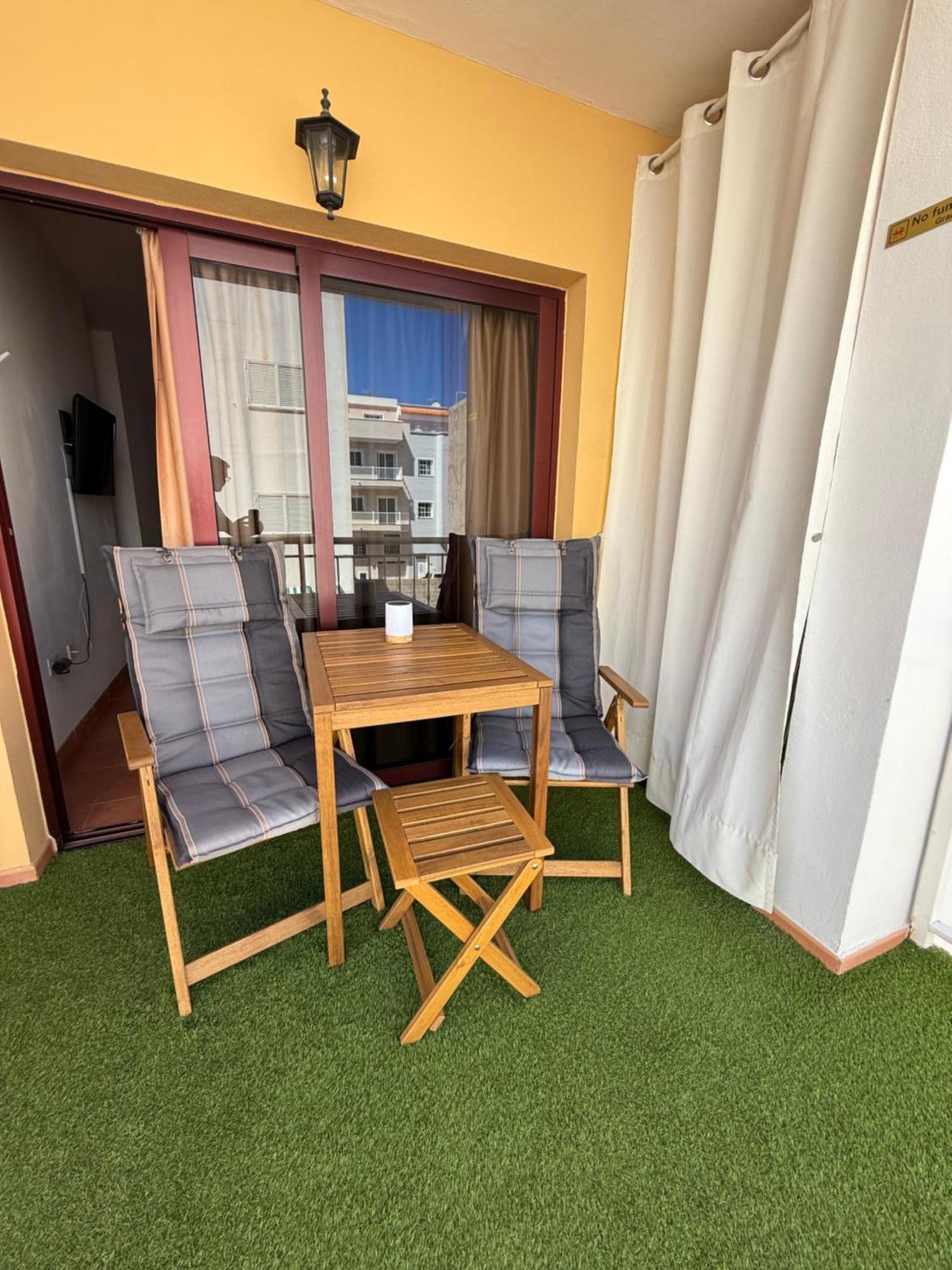 Apartamento Brisas Del Sur - Oasis Tenerife Sur ปลายา เด ซานฮวน ภายนอก รูปภาพ